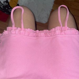 Ribbed pink crop top